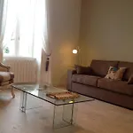 S'house