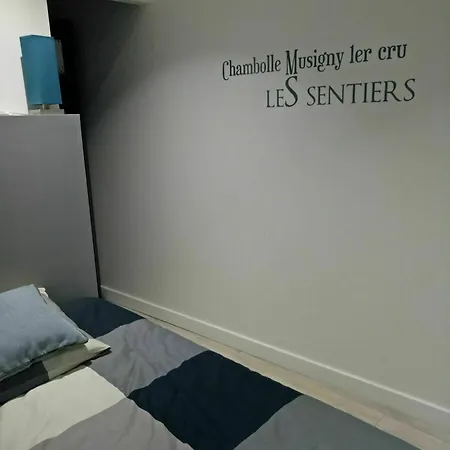 S'house